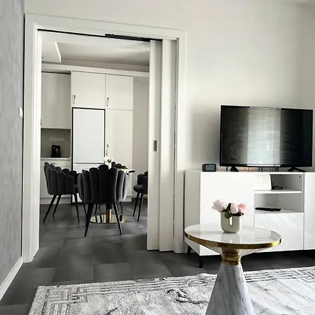 Pera Lux 公寓 埃格尔